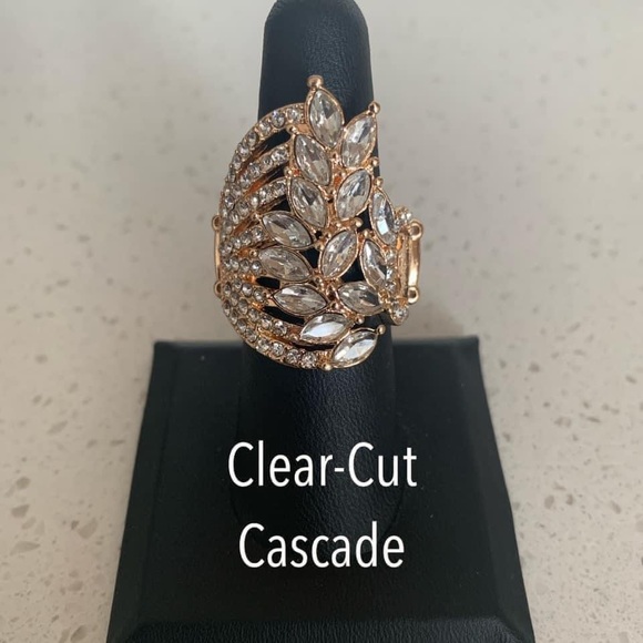 NEW‼️ Clear Cut Cascade - Picture 3 of 3